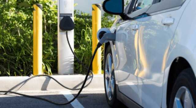 Стало известно, насколько выросло количество электромобилей в Украине на 1 января 2022 года