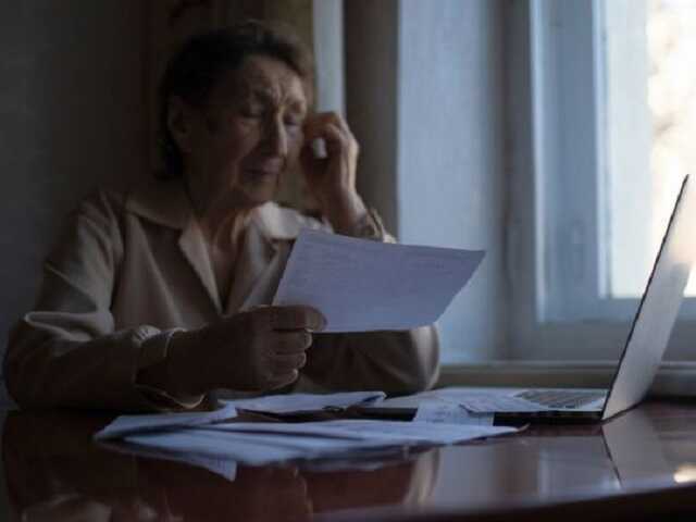 Кому из украинцев повысят пенсии в январе