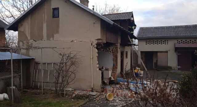 Под Львовом в частном доме взорвался газ: есть пострадавший