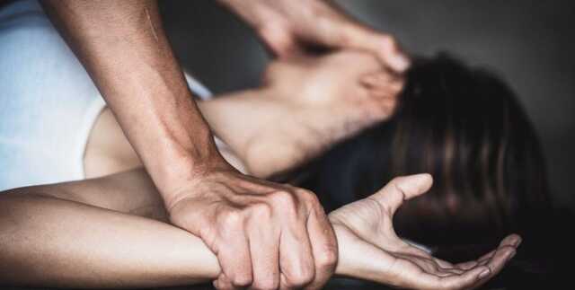 В Черкасской области в Новый год изнасиловали 15-летнюю девочку