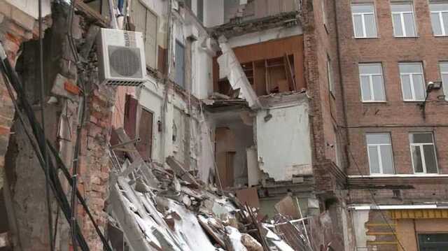 В Харькове обрушилось четырехэтажное здание