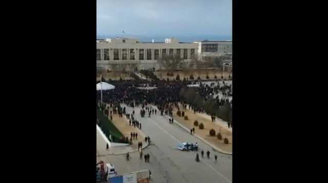 Казахстан охватили протесты из-за подорожания газа