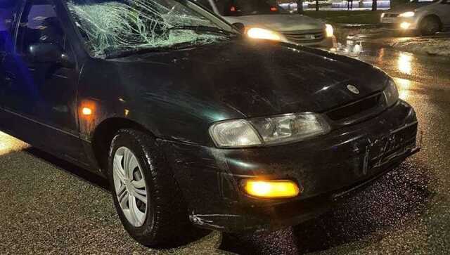 В Днепре водитель влетел в двух женщин на пешеходном переходе