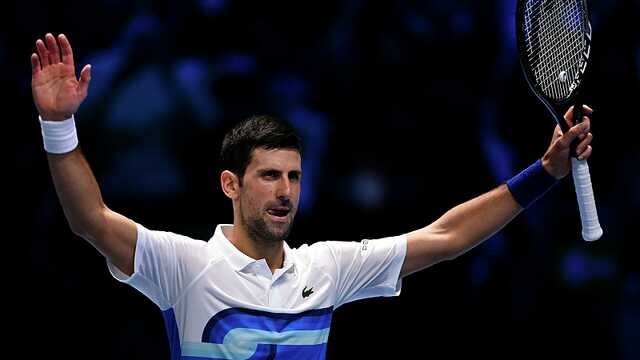 "Антиваксера" Джоковича депортируют из Австралии, в Сербии обещают "бороться за правду"