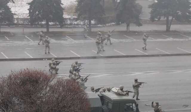 Зачистка в Алматы и ожидание протестов на севере: что происходит в Казахстане сейчас