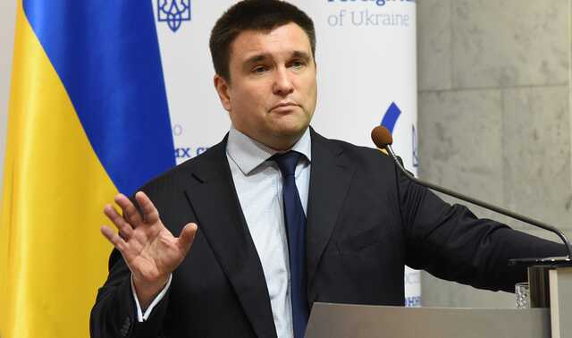 Российские "миротворцы" заходят в Казахстан: Климкин объяснил игру Токаева