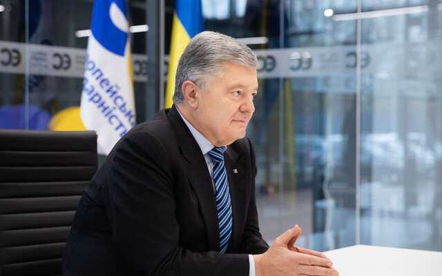 Порошенко назвал предпосылку для серьезного диалога Запада с Путиным