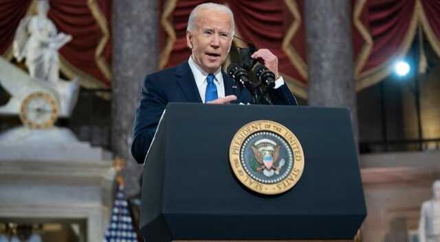 Рейтинг Байдена обвалился до рекордно низкого уровня — The Times