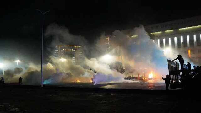 Под Алматы, вдоль трассы на Бишкек, несколько часов идет бой — СМИ