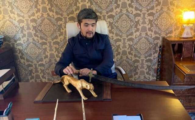 Криминальный авторитет Дикий Арман набросился с гневной речью на оппозиционера Аблязова