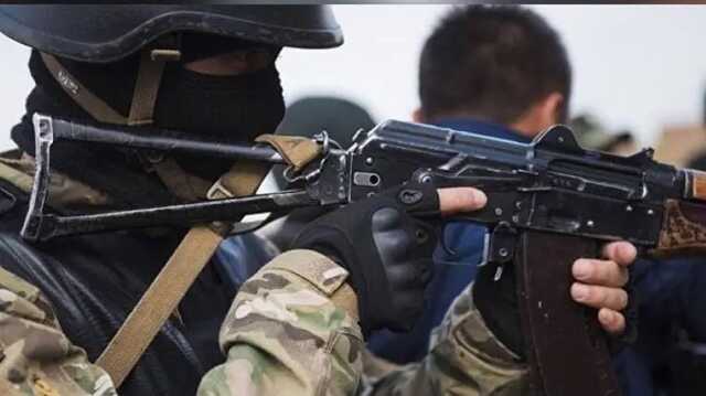 300 человек с оружием и драгоценностями пытались уехать из Казахстана