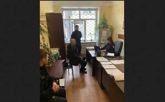 Умирала на полу, пока друзья веселились: В Харькове жестоко убили женщину