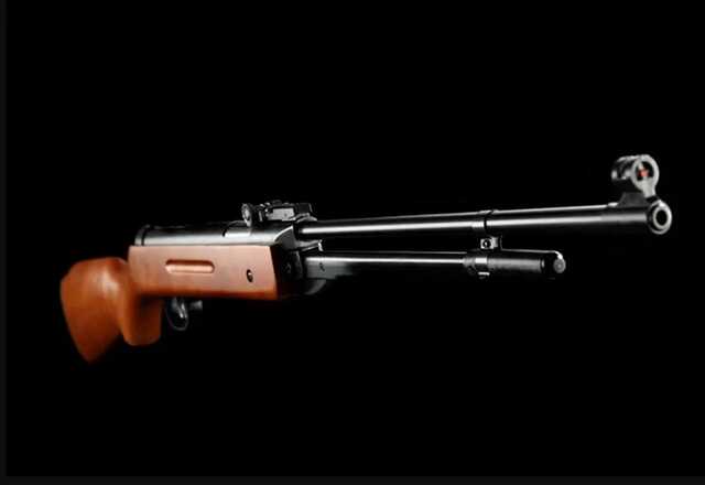 В Сумах мужчина стрелял по окнам многоэтажки и устроил взрыв