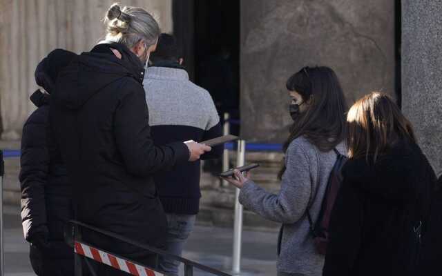 В Минздраве рассказали о "вакцинационной амнистии" для обладателей поддельных ковид-сертификатов