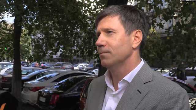 "Слугу народа" поймали на переписке о замене прав: ему пообещали все "организовать"