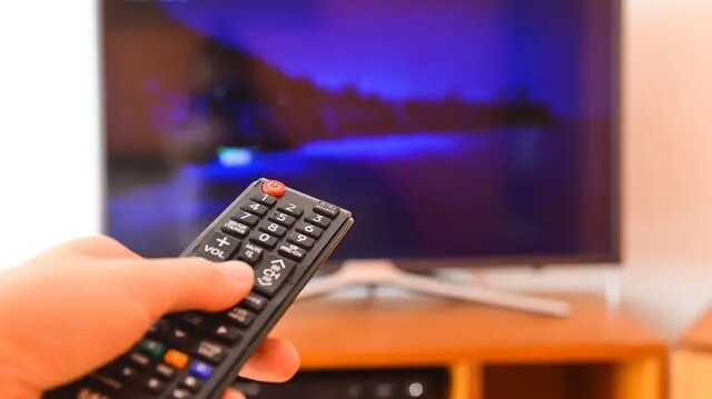 Украинским каналам устроят проверки из-за русскоязычного контента в новогоднюю ночь