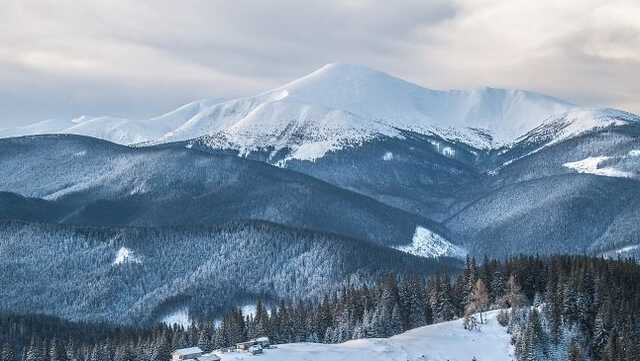 Трагедия на Говерле: спасатели добрались до травмированных туристов из Одесской области