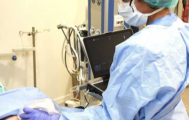 В Украине свыше 5 тыс. новых случаев COVID-19, заболели 407 детей