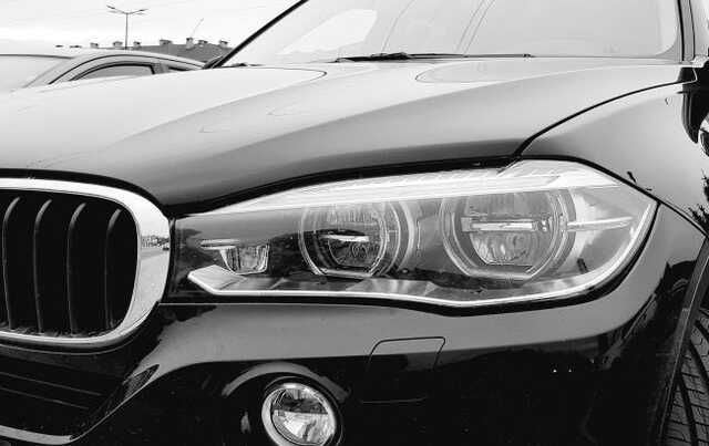 На Прикарпатье произошел взрыв в автомобиле: мужчина остался без руки