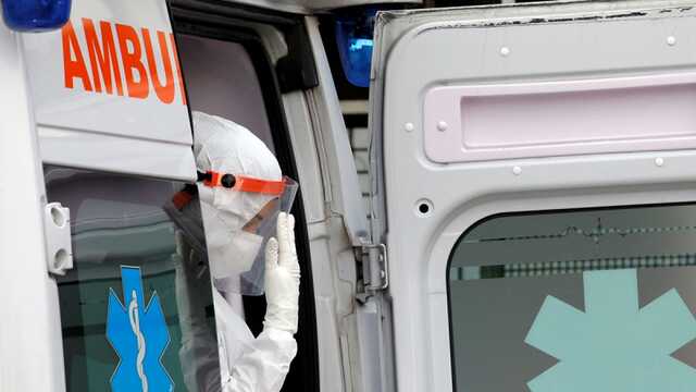 В Италии от COVID-19 скончался один из лидеров движения противников вакцинации