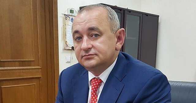 Крыша Матиоса. Экс-военный прокурор с помощью налоговика заработал миллионы