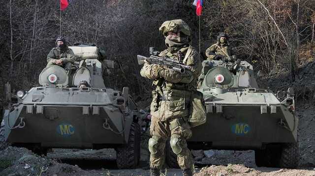 Россия почти завершила наращивание войск у границ с Украиной, - CNN