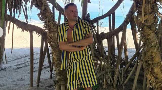 Во время отдыха на Шри-Ланке украинского певца ограбила банда обезьян