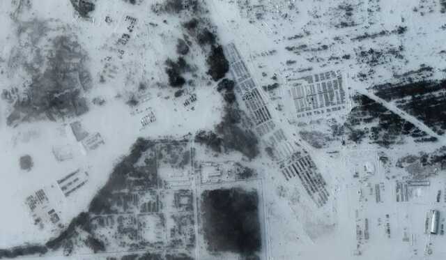 Спутники сделали новые снимки российских войск возле границ Украины