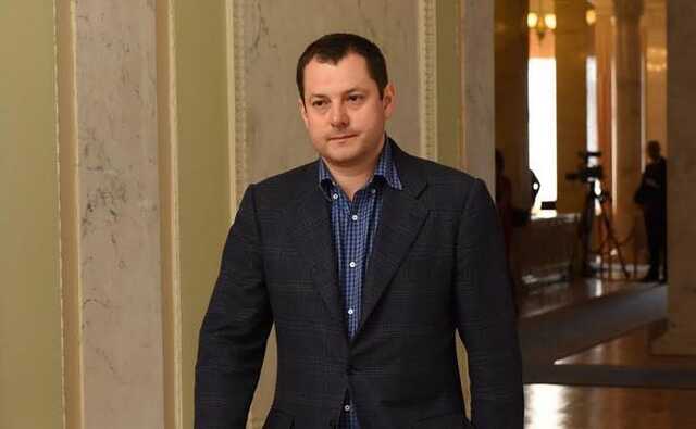 Нардеп Ефимов потратил почти 500 тысяч на новогодний отдых во Франции