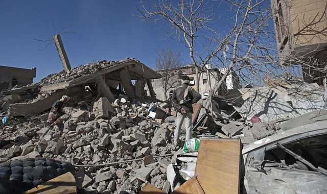 По Йемену нанесли мощные авиаудары: десятки погибших, сотня раненых