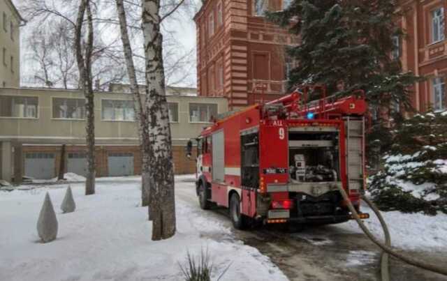 В Харькове горит юридическая академия