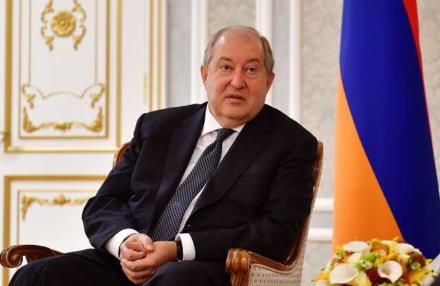 Президент Армении подал в отставку