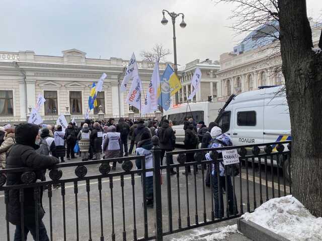 В Киеве под Радой митингуют ФОПы