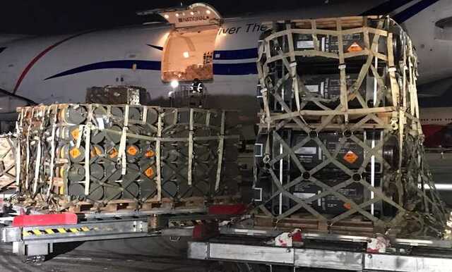 США передали Украине 300 противотанковых комплексов Javelin и боеприпасы – СМИ