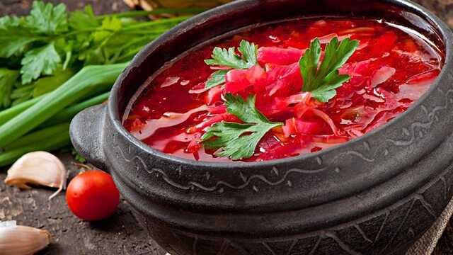 В Україні може з’явитися офіційний День борщу: ідею підтримав комітет Ради