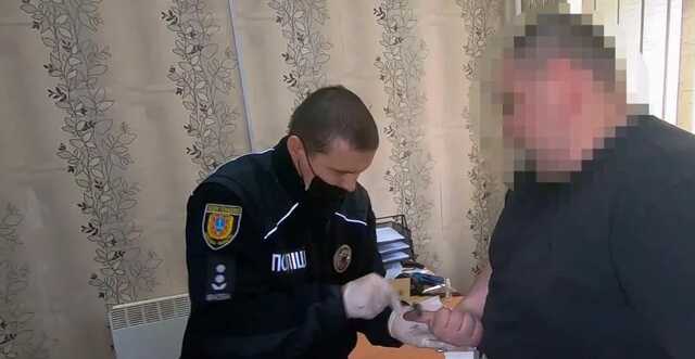 Мужа украинской певицы заподозрили в угоне авто