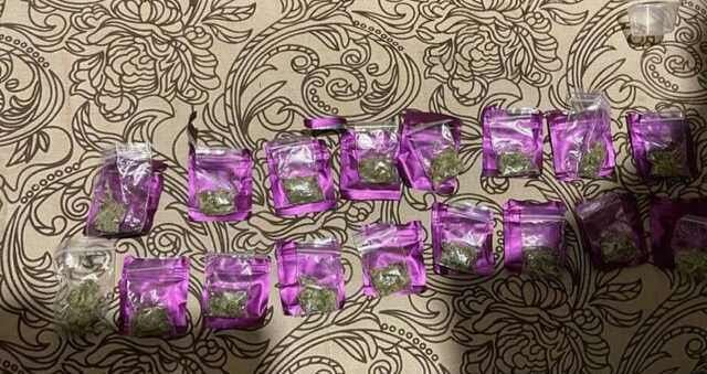 В Днепре парни организовали наркобизнес с помощью телеграм-канала