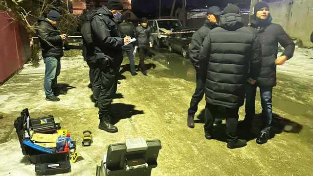 "Бил молотком и ножом": подозреваемый в убийстве супругов с Волыни признался в содеянном