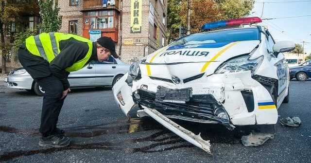В Украине за год повредили 561 патрульный автомобили