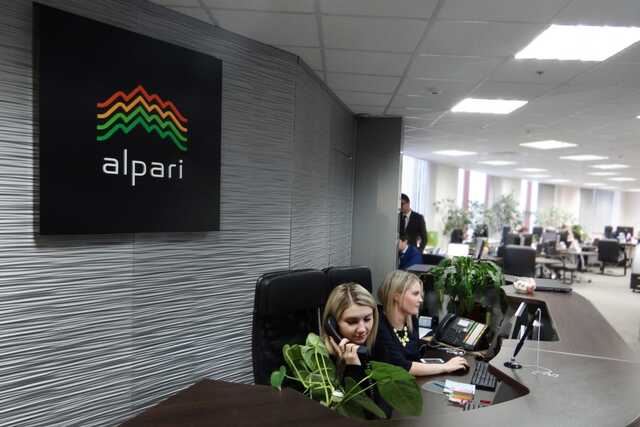 Банк «Альпари» Ющенко идет на дно вслед за ликвидируемым Мисто Банком Фурсина