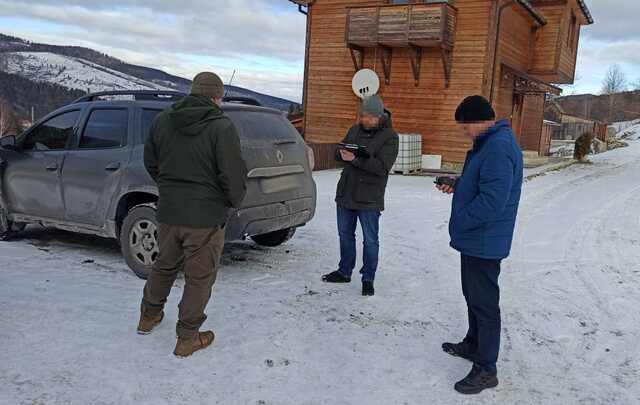 Глава лесхоза в Ивано-Франковской области сбил девочку на служебном авто