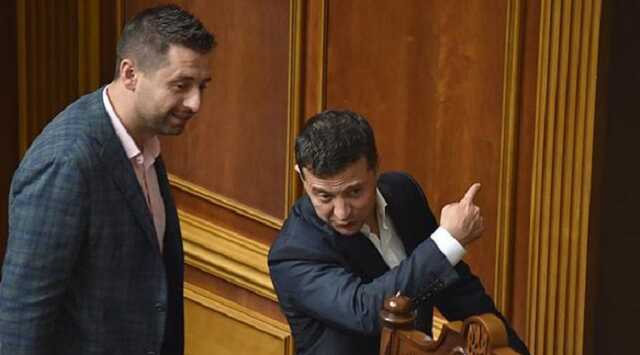 Сергей Лямец: “Слуги” опять прогрызли дно