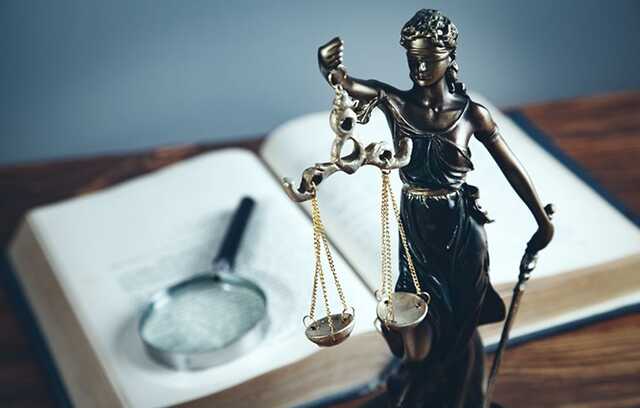 Суд вынес приговор чиновнику за разглашение гостайны уборщице