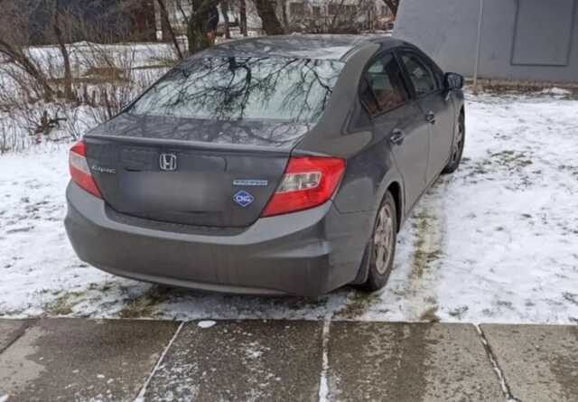 В Киеве патрульные устроили погоню за угнанным автомобилем