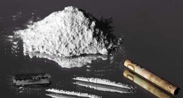 Власти Буэнос-Айреса призвали граждан выбросить кокаин, купленный за последние сутки