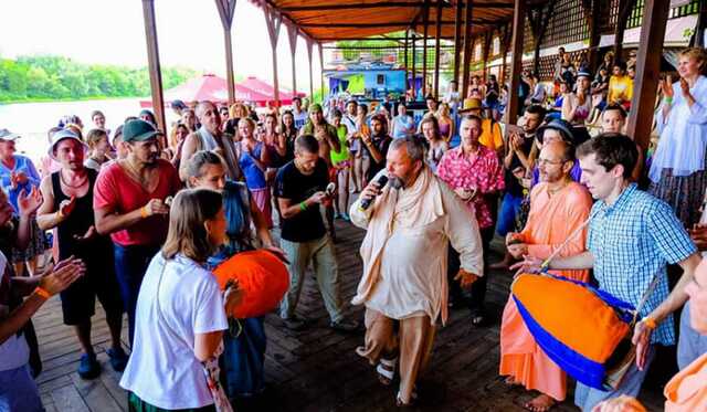 Аферист Георгий Аистов вернулся: в Украине орудует тоталитарная секта «Ведалайф»