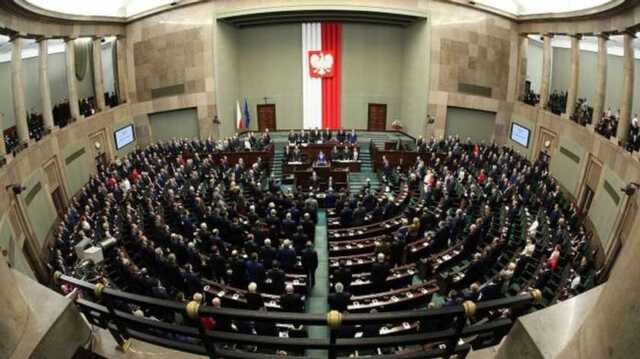 Свободная Украина – гарант безопасности Польши: в Варшаве приняли резолюцию