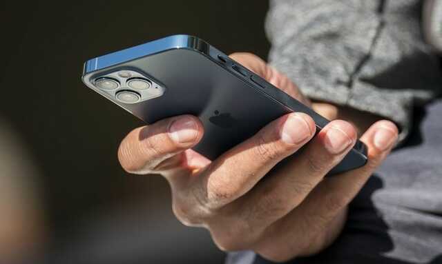 Курс доллара, дуля, дороги: Для украинских пользователей Apple создали новые эмодзи