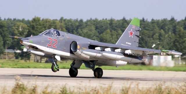 Российские штурмовики СУ-25СМ переброшены из России в Беларусь перед началом учений