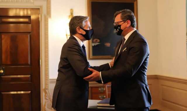 Кулеба и Блинкен обговорили санкции против России